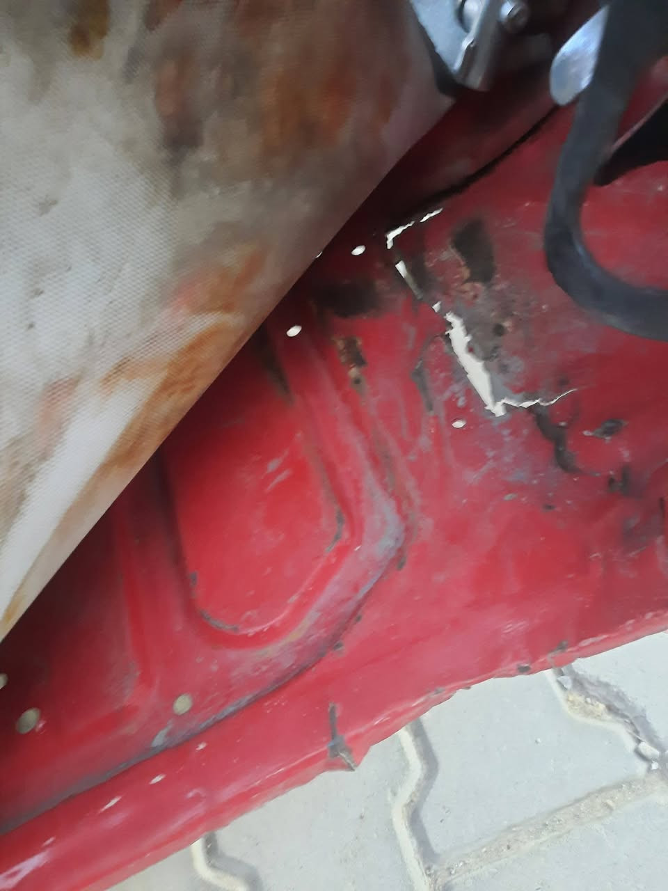 سلام عليكم تكتك موديل18بيه صبغ حزام ودوس يراد تعمير السعر5150وبيه مجال***********
