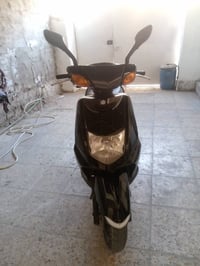سكنس ياباني للبيع دراجه ستان كهربائيّ زوج تايرات جديد سلف اشاير بكلايت...
