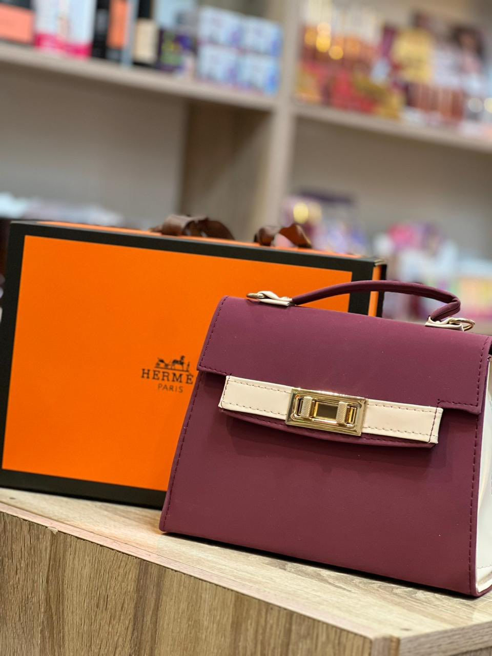 السلام عليكم
جنط للبيع باسعار مناسبه 

للاستفسار على الرقم ***********

قطع محدوده وتوصيل مجاني داخل الخور
