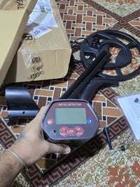 كاشف معادن • الكترونيات