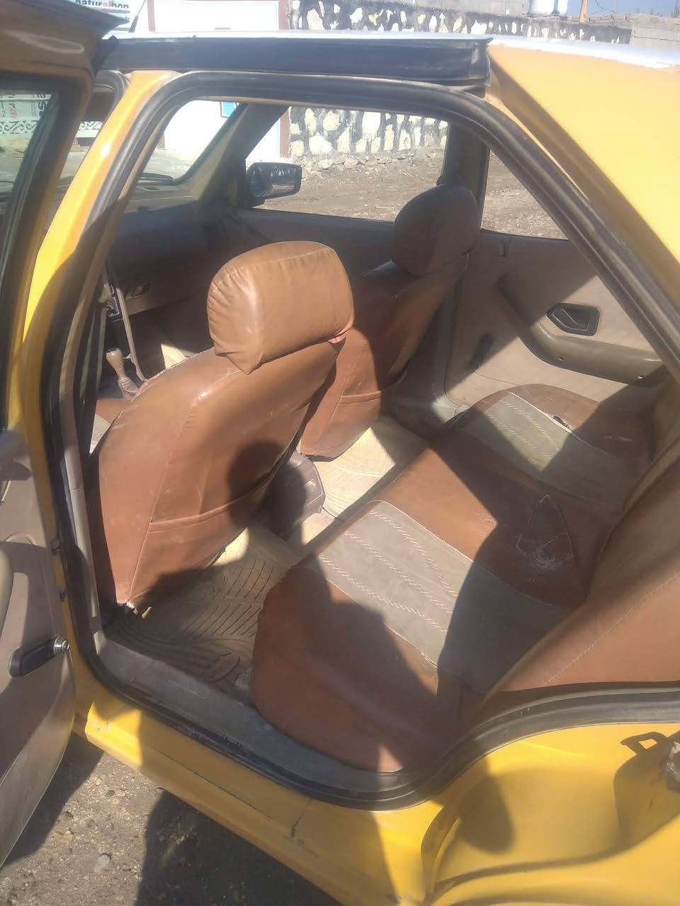 بيجو جلكس مكينه وكير وحداديه مكفوله من ضربه ماعدا البنيد فقط
2010موديل الرقم ***********
