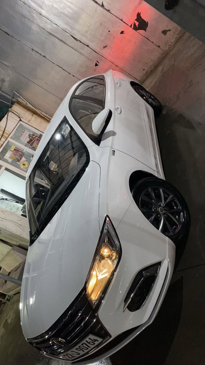 ئیمچی ٥ 
مۆدیل ٢٠٢٤
ماسەفت شاشە -گێر ئۆتۆماتیک -ڤۆلیۆم 
٥٥ هه زار رۆشتوە 
یەک بست ساردە کوتی هه یە 

بەناوی خۆمە یەک دەستە 

خرامە / ٤ دۆلار هە یە 
نرخ ١٠٧ کەمک معامەلە 

ژ.م ***********
شوێن : سۆران
