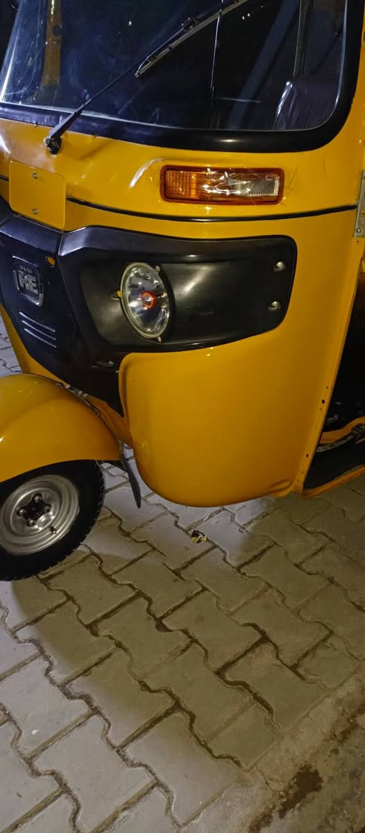 سلام عليكم تكتك مديل 2021 رقم وسنويه 
كشر كفاله عامه لا ضربه ولا صبغ 
مكينه كير كسل خير من الله 
عنوان بغداد حي نصر 
هاتف ***********
