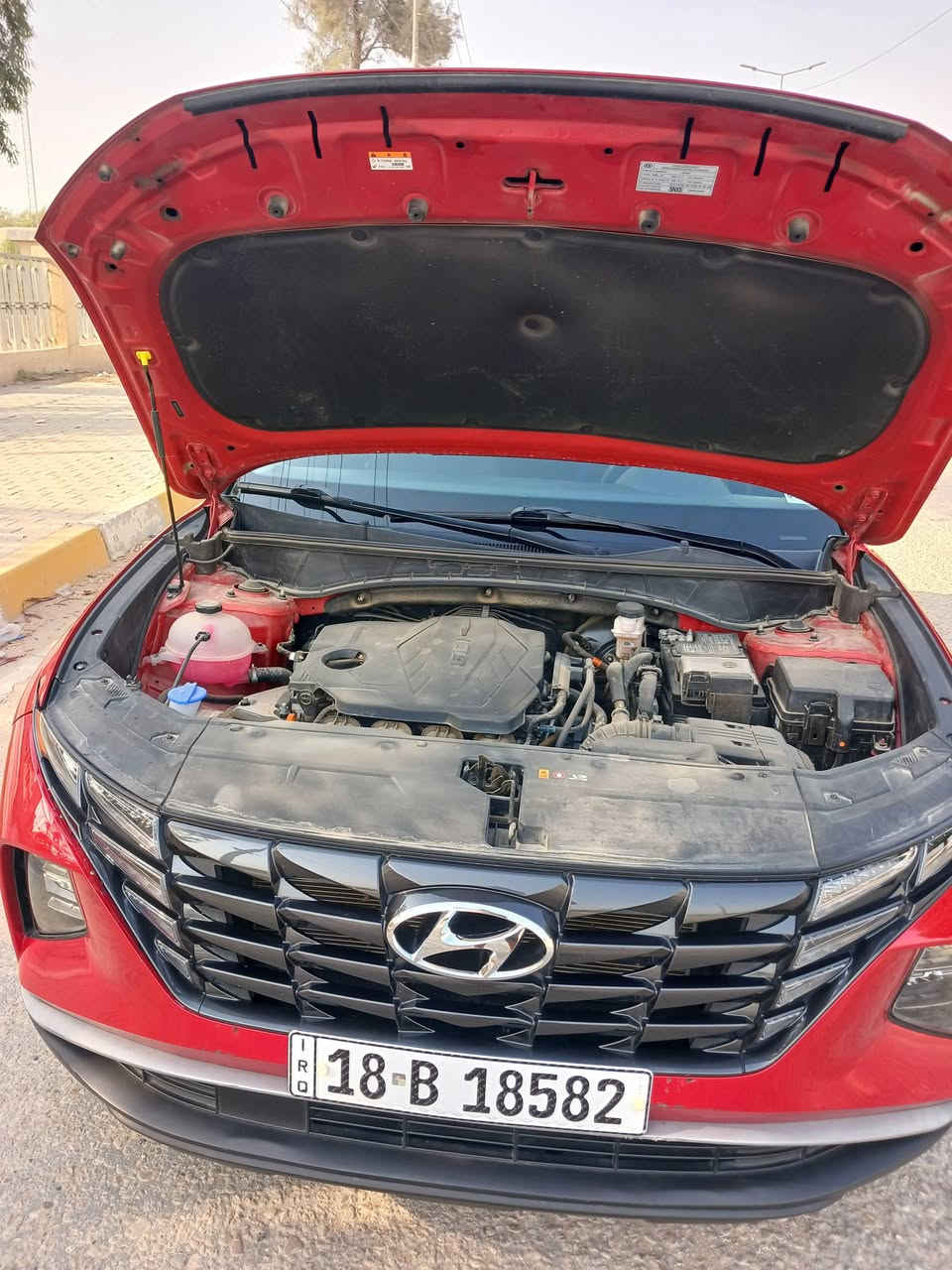 السلام عليكم
توكسان موديل ٢٠٢٣ وارد امريكي حادث بابتين وبيها تكحيل بخشم البنيد.  ايرباك برده صور الحادث بالمنشور . ماشيه ٣٦  الف 

مرقم بابل بأسمي.  مواصفات. تحديد مسار . مثبت سرعه.  ردار أمامي وخلفي . جنطه كهرباء .تشغيل عن بعد . تبريد قطعتين. سايد بريك كهرباء. اوتو هولد . اوتو ستوب. نزول منحدرات. تدفئه بالكشنات. كشن السائق كهرباء. تحكمات ستيرن. مكان السياره بابل المركز 

السعر 185$ وبيها مجال 

***********
