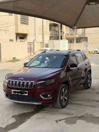 جيب شيروكي بزون  موديل 2022 لمتد  فول مواصفات 1/1  بانراما جلد كشنات ث...