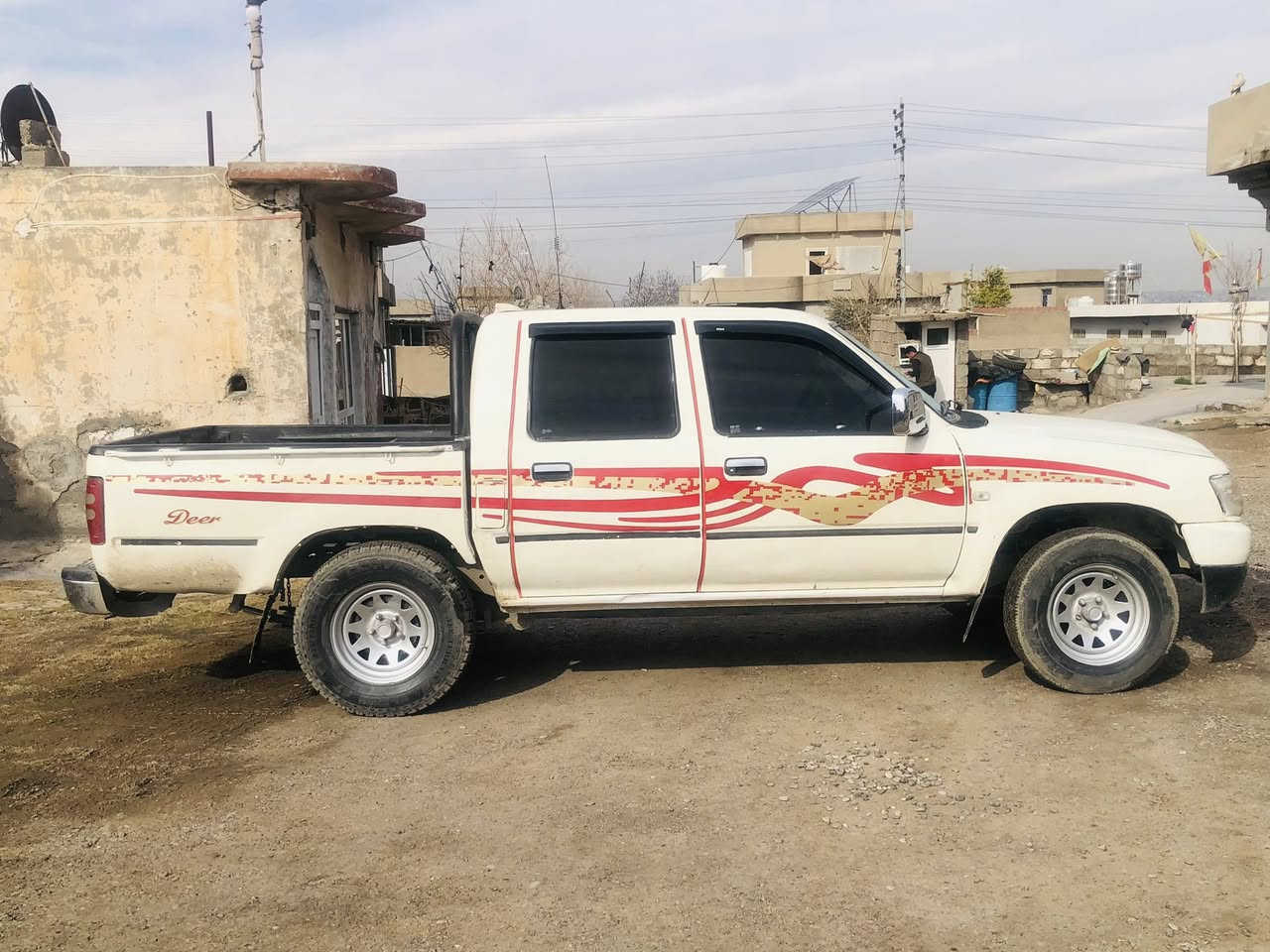 ‎ةناوي خوداي گةورة
‎دير مامز لؤ فرؤشتنئ
٢٠٠٦
‎ناوسؤر
‎مةلةفئست أصلي
‎دو پارچةي سبوغة بئ داخيلي
‎چار جام كارةبا  
‎گئرو مةكينةو اكسلي بةشةرت 
‎چار تاي نوئ  
‎توندو تؤلة
‎گةرمي بةشةرت اكاتة حةمام
‎سحريشي ٣٧ مةجالةكي تيدا

‭٠٧٥١ ٢١٢ ٦٥٨٤‬          ***********
