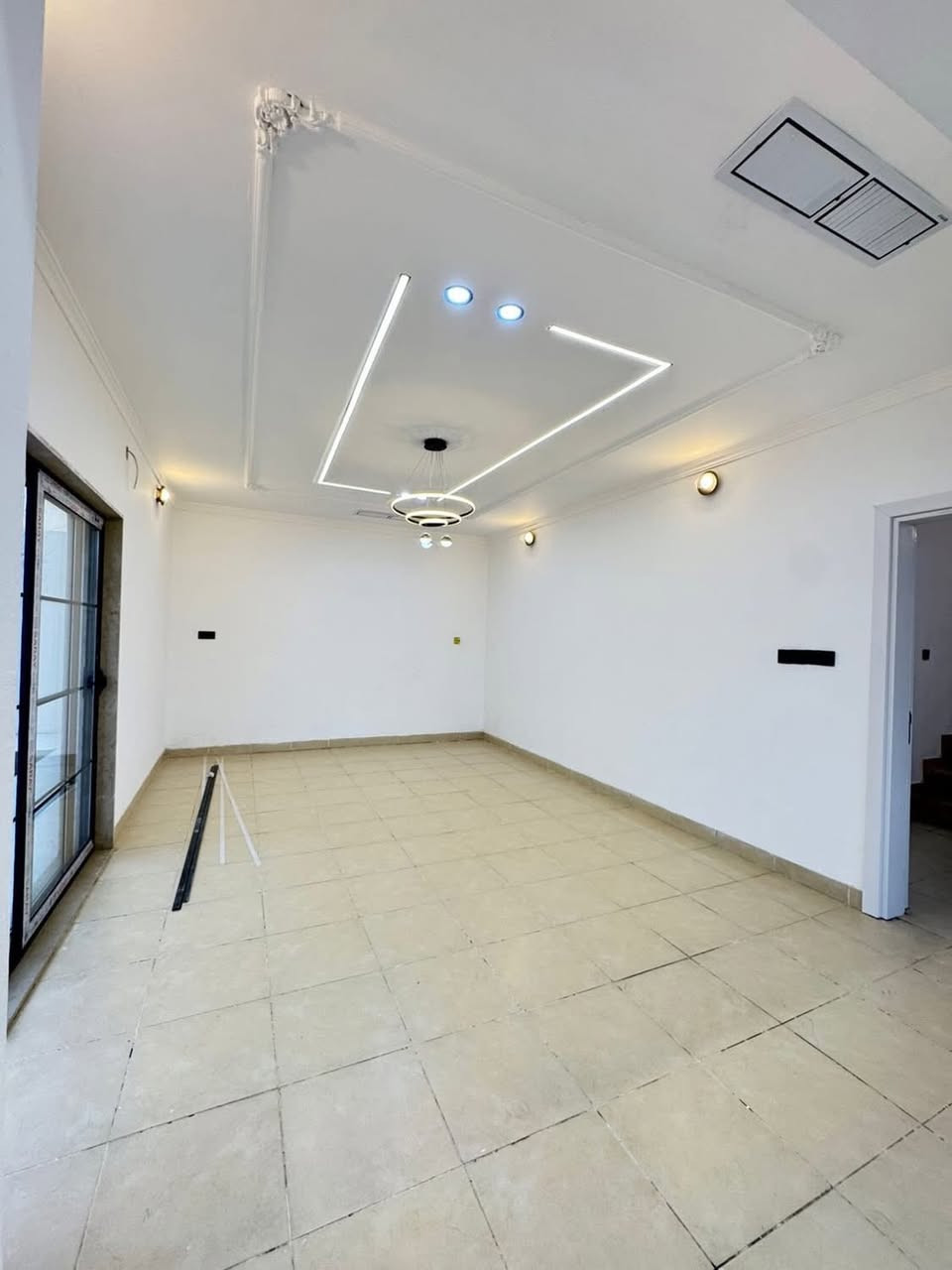 💎#عرض_جديد_موقع_مقابيل_حديقه_شارع_30
🌟#دار_للبيع في اربيل #بمجمع_اشتي (2)
🌟مساحة الدار #300متر#لدار_سقف_مفربيه 
🌟يتكون لدار من(4)غرف نوم وصاله كبيره مع المطبخ
🌟
🌟وستقبال وصحيات خارج وداخل ومنور 
🌟مطبخ #ملاحضه_لدار_نيظام_دكد_موبريده
🌟وكراج وحديقه عدد 2
؟؟؟؟؟؟؟؟؟؟؟؟؟؟؟؟؟؟؟؟؟؟؟؟؟؟؟؟؟؟؟؟؟؟؟؟؟؟؟؟؟
للمعلومات اكثر 
***********📞
