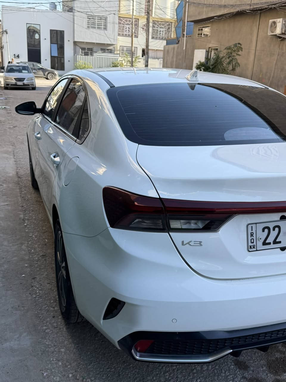 السلام عليكم
معروض للبيع كيا كي ثري k3 2024 
مكفوله كفاله عامه من ضربه وصبغ وبارد وكل شيء 
ماشيه 39 الف فقط
السياره جديده ومابيها اي نقص 
رقم اربيل وكاله او تحويل 
المواصفات معروفه فول 1/1 
السعر 142 مجال قليل للشراي 
مكاني النجف حي العداله 
***********
