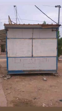 إعلان بيع أكشاك عدد (2) يُعلن عن بيع كَشْكَين بالمواصفات التالية:  🔹 ا...