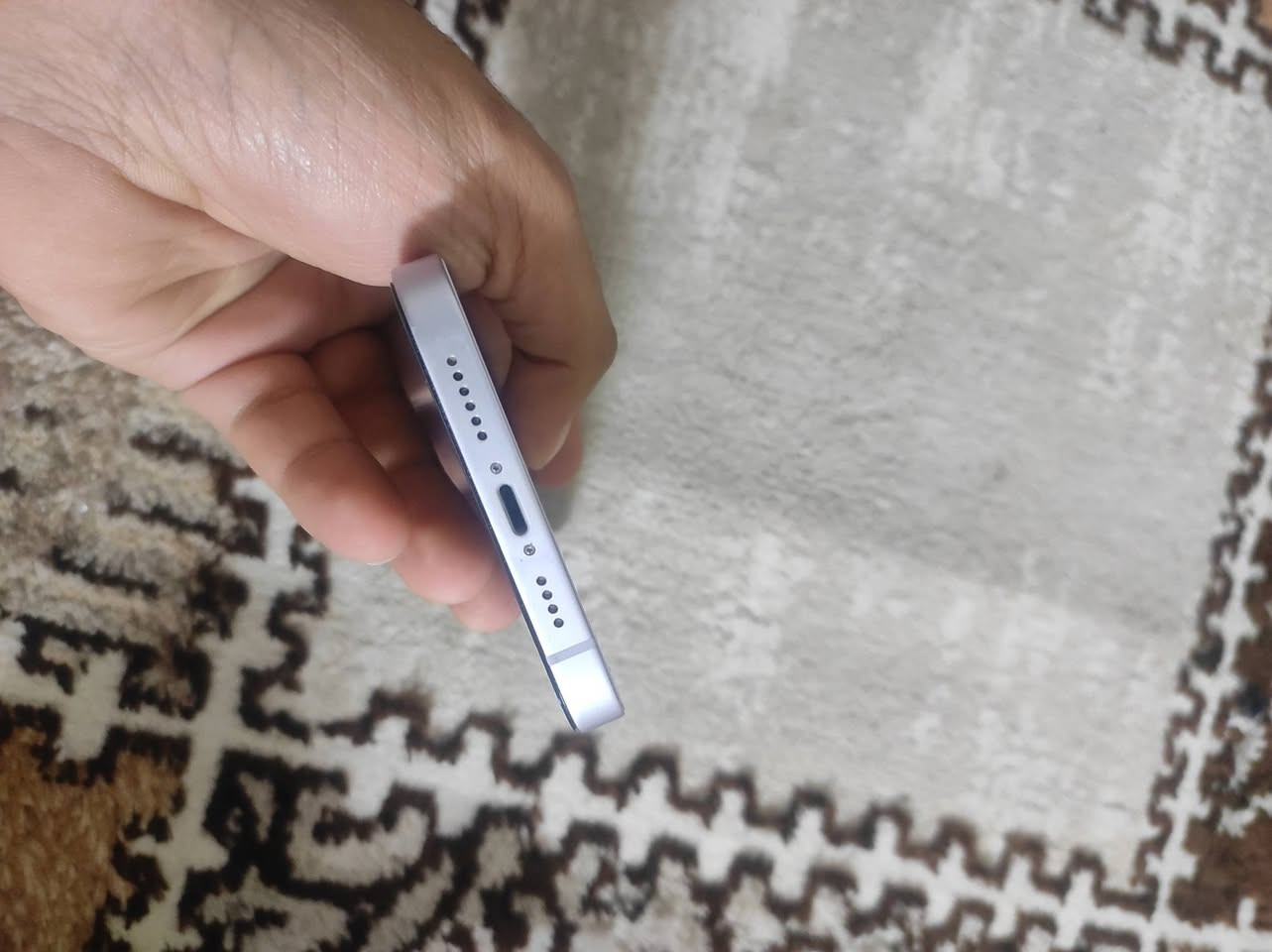 ايفون 14 بلاص
ذاكرة 128 دبل سيمكرت 
نموذج m/za
بطارية 83 شرط شرط ما مفتوح كلة شرط 
شخط مابي 100/100 نضافتو 
سعر 525 الف 
***********
