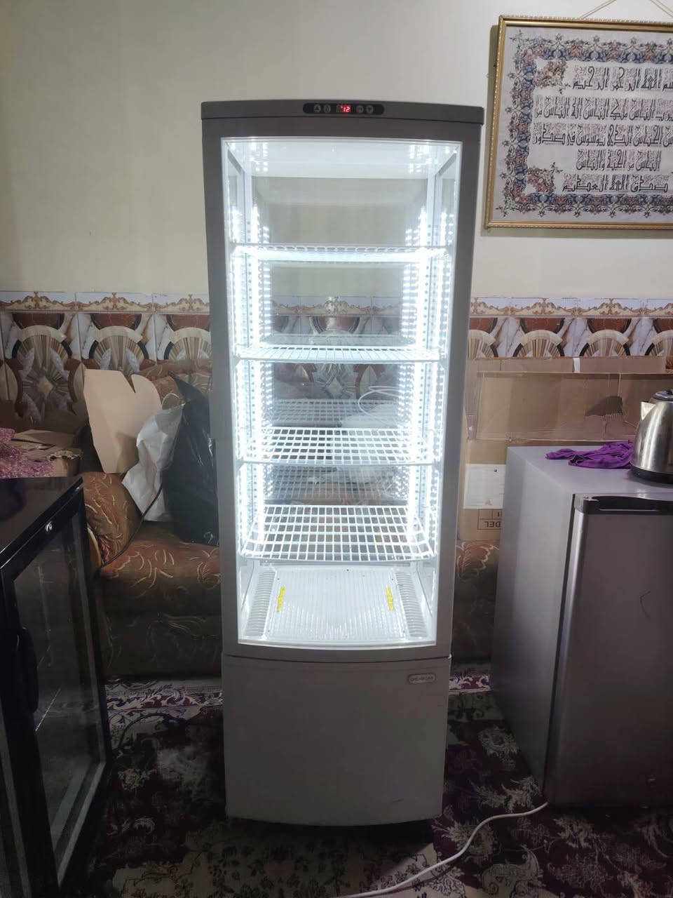 برادات نظاف كلش، استخدام ست أشهر مكان نجف المنضديه السعر 650 بيه مجال
العموديه السعر ب٤٠٠ بيه مجال 

تواصل خاص ***********
