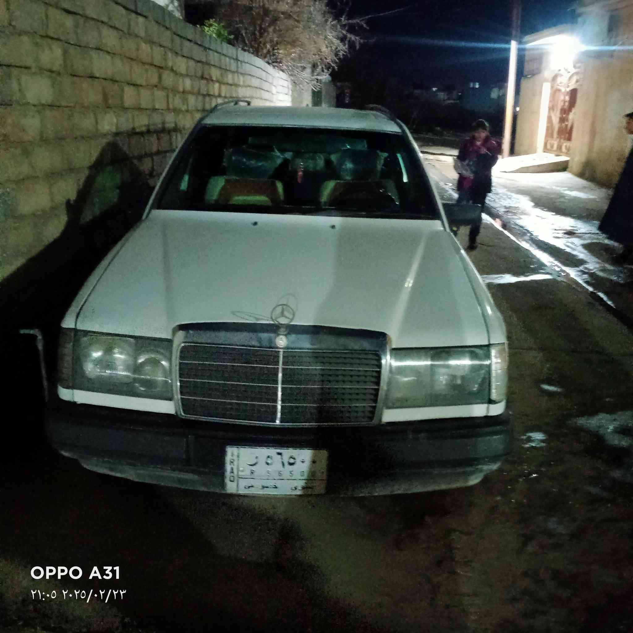 السلام عليكم
 مرسيدس استيشن 
 للبيع موديل 89 
جامات كهرباء
 محرك اربعه
  ويل  كب اصلي مارسدس
 لون ابيض
 رقم الماني
 ابيض نينوى
 شرط التحويل
 سعر 55 وبيها مجال
 سياره مال  بيت
ومال شغل  اصحاب السكالات 
ودرج تفيدو  تواصل على الرقم***********
