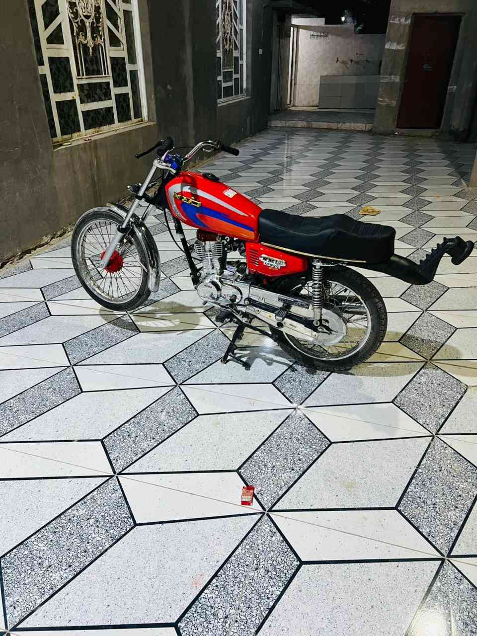 سلام عليكم درجة البيع شوفت عينك نضافه توه معمره تعمير كله اصلي شاصي 2023اورق اصولي سعر مليون 200وبيه مجال مكان بني منصور رقم الهاتف *********** وتدلل
