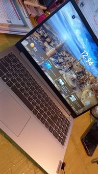 هذا اللابتوب هو Lenovo IdeaPad 1 15IJL7 ومواصفاته كالتالي: المعالج: In...