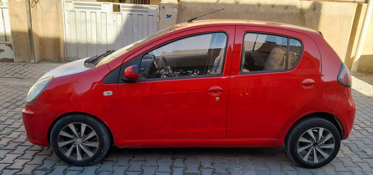 السلام عليكم
للبيع باندا . موديل ٢٠١٣ . رقم بغداد ألماني مشروع وطني. 
كير ومكينة مكفولات بلاديات . مكفولة كفاله عامة من الحادث. 
صبغ فقط جاملغ أمامي الأيمن والهلال الخلفي . تبريد شغال ثلج .
سياره نظيفه ما ناقصها شي . السعر ٤٧$ وبيها مجال للشراي 
العنوان بغداد الجديدة 
***********
