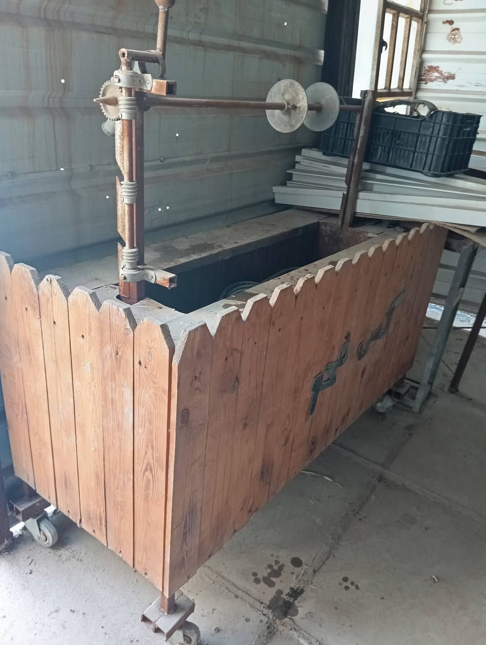 شوايات للبيع فحم وغاز  عدد 2
مستعملات اثنينهم ب200 الف
بغداد الغزالية 
‏‪0770 396 3587‬‏
