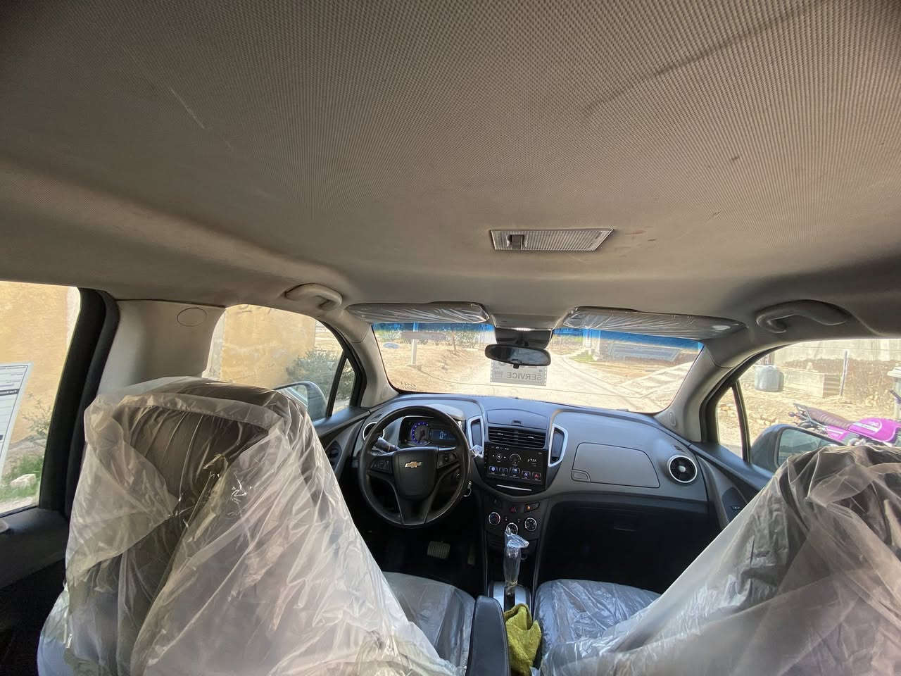 سلام عليكم تراكس خليجي موديل 15 كير ومحرك كفاله بيها قطعتين صبغ فقط بدون حادث او تبديل كفاله تخم تاير حداديه سياره جاهزه من كلشي ومكفوله سنويه 27 بسمي تحويل شوكت ماتريد سعرها 74 …………***********
