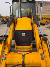 حفاره جي سي بي • موديل ٢٠٠٨ • كفاله عامه