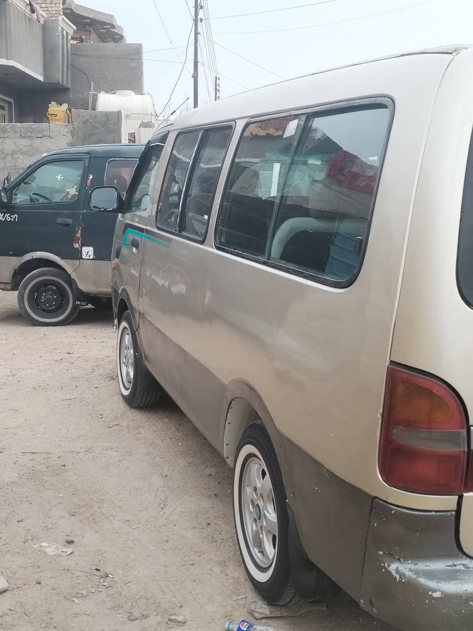 السلام عليكم ورحمة الله وبركاته بريجو م 1997فان رقم بغداد بسمي كير محرك اكسن دينمو سلف باتري جدد بطاين ارضيه جدد كشنات مال حاويه جدد سنترلك ٤ بيبان شاشه تخم تاير جديد ويل كب منغولي سياره خي. من الله ما تصرف عليهه الف بالعافيه ع ياخدهه العنوان ابو غريب الحصوه ملاحظه بيه شخوط بل صفحه باب السلايت من العالم المتخاف الله خفيف اني مكلف بل نشر هاذا رقم صاحبهه ***********
