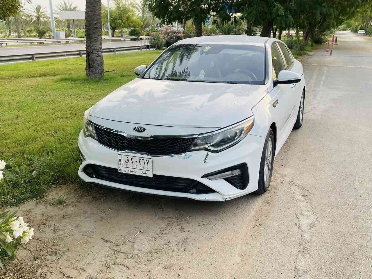 السلام عليكم كيا اوبتما موديل ٢٠١٩ سنويه بأسمي سياره كير محرك تبريد ما شاء الله حادثه موضح بالصور للبيع او المراوس بسياره BYD سياره مكانه بغداد وهذا رقمي *********** رجاءً الاتصال لجادين فقط
