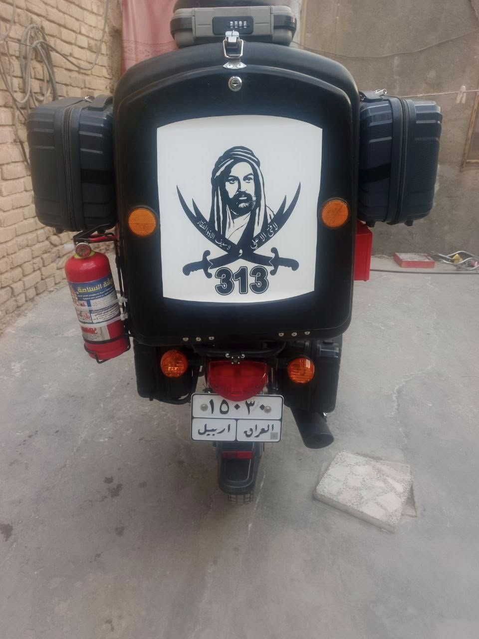 السلام عليكم ما شاء الله
دراجه للبيع : النوع دايوان جبلي 200 cc

المديل : 26 الجديد رقم اربيل مداور شرط

الدراجة حالة الوكالة ما مبدل اي شي 

عدسه زنون LID عالي ناصي 

داش كام رباعي تصوير ليلي نهاري أصلي

جنط عدد 4 اصلي عظم مو قماش 

صندوق رمز سري انتيكة أمزون رصاصي

طفاية حريق كيلو اصلية 

جنطة اسعافات أولية كلشي موجود بيها 

صندوق اسعافات جانبي احمر 

صندوق دلفري كامل معه تجوه 

ستاندات مبايل عدد 2 اصلي مانع إهتزاز 

سعر الدراجه : 2600 بيها مجال 

رقم التلفون : ***********
