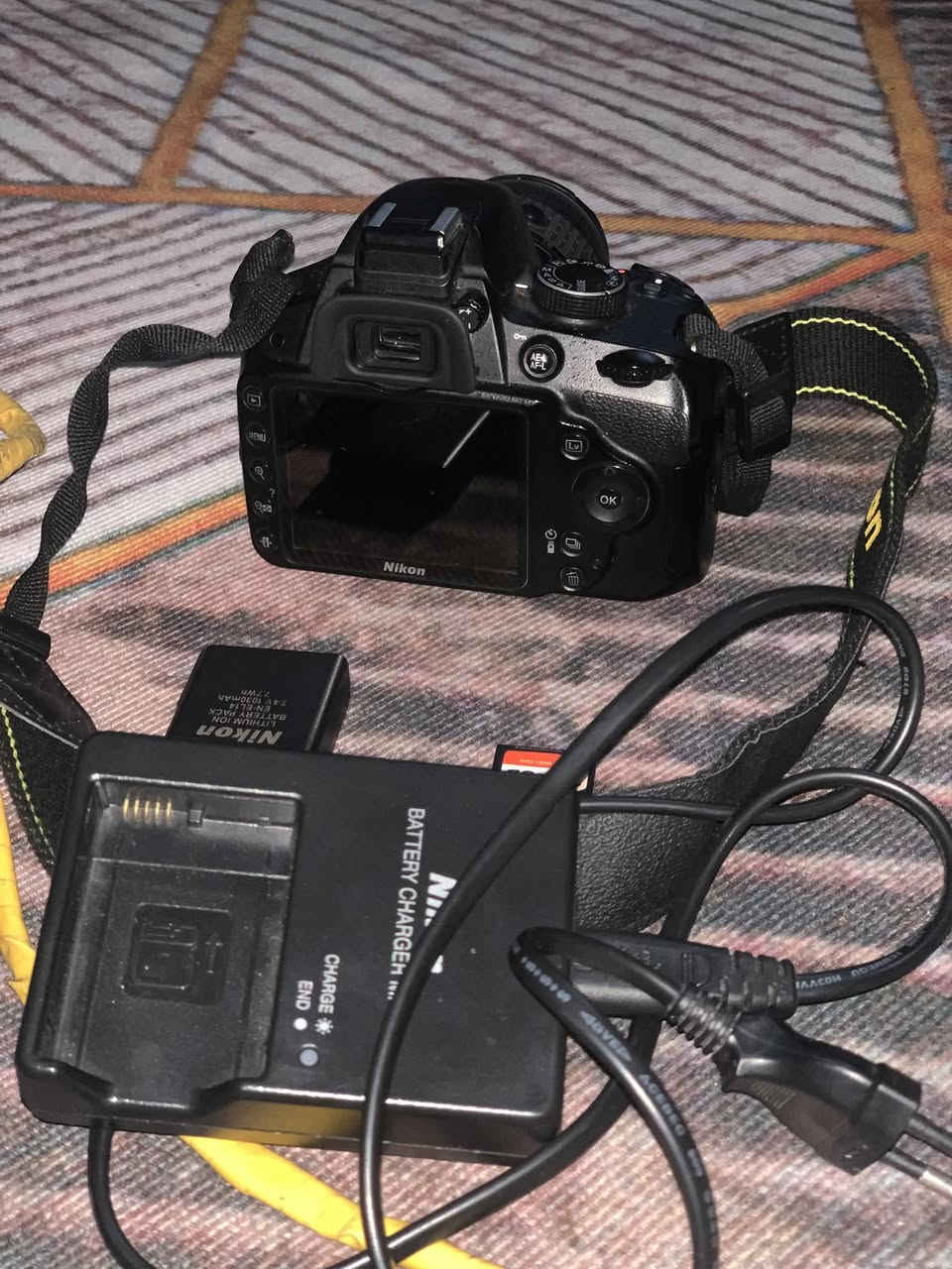 السلام عليكم 
نيكون d3200 للبيع 
نضافة 90‎%‎
بطارية وحدة 
رام 32gb 
مع جنطتها 
سعر 240الف و بيها مجال او مراوس بموبايل 
للاستفسار اكثر مراسلة خاص


**إذا كنت صاحب هذا الإعلان وتريد حذفه لأي سبب، رجاءا أرسل رسالة إلى الدعم الفني**