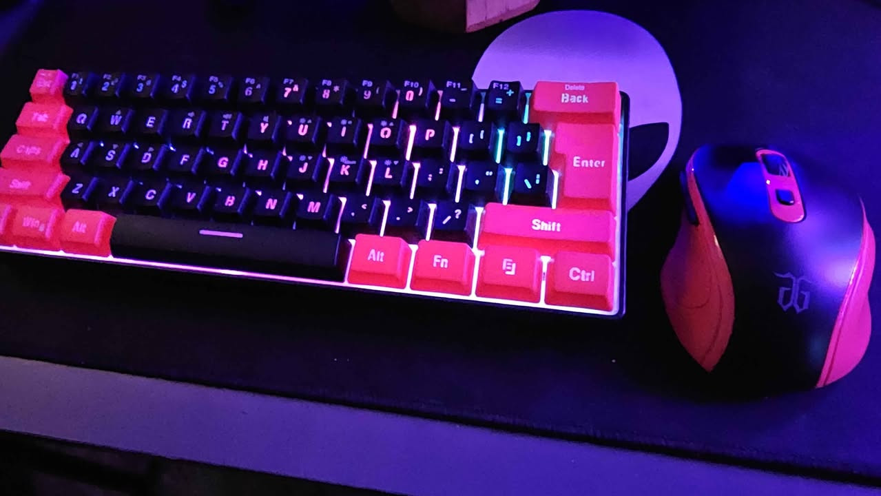 Case: MSI
Power Supply: 600W
MB: ASRock B560M/HDV
Cpu: I3-10100F + Intel Fan
GPU: ASUS Phoenix GTX 1650 4GB
Ram: Pioneer 2x8 2666MT/s DDR4 (16GB)
SSD: Pioneer 120GB
HDD: Vivetronic 1TB

تجميعة خرافية متوسطة 🤩💪
تجمع ما بين قوة المونتاج و القدرة على تشغيل الالعاب بشكل جيد 🎮🔥
التجميعة مستعملة مع ادامة قبل اسبوع لكل اجزاءها 🛠️✨

الكيس يباع مع كيبورد و ماوس كيمينك 2x1 60 ⌨️🖱️🎁

التوصيل مجاني لكل العراق دهوك, العراق


**إذا كنت صاحب هذا الإعلان وتريد حذفه لأي سبب، رجاءا أرسل رسالة إلى الدعم الفني**