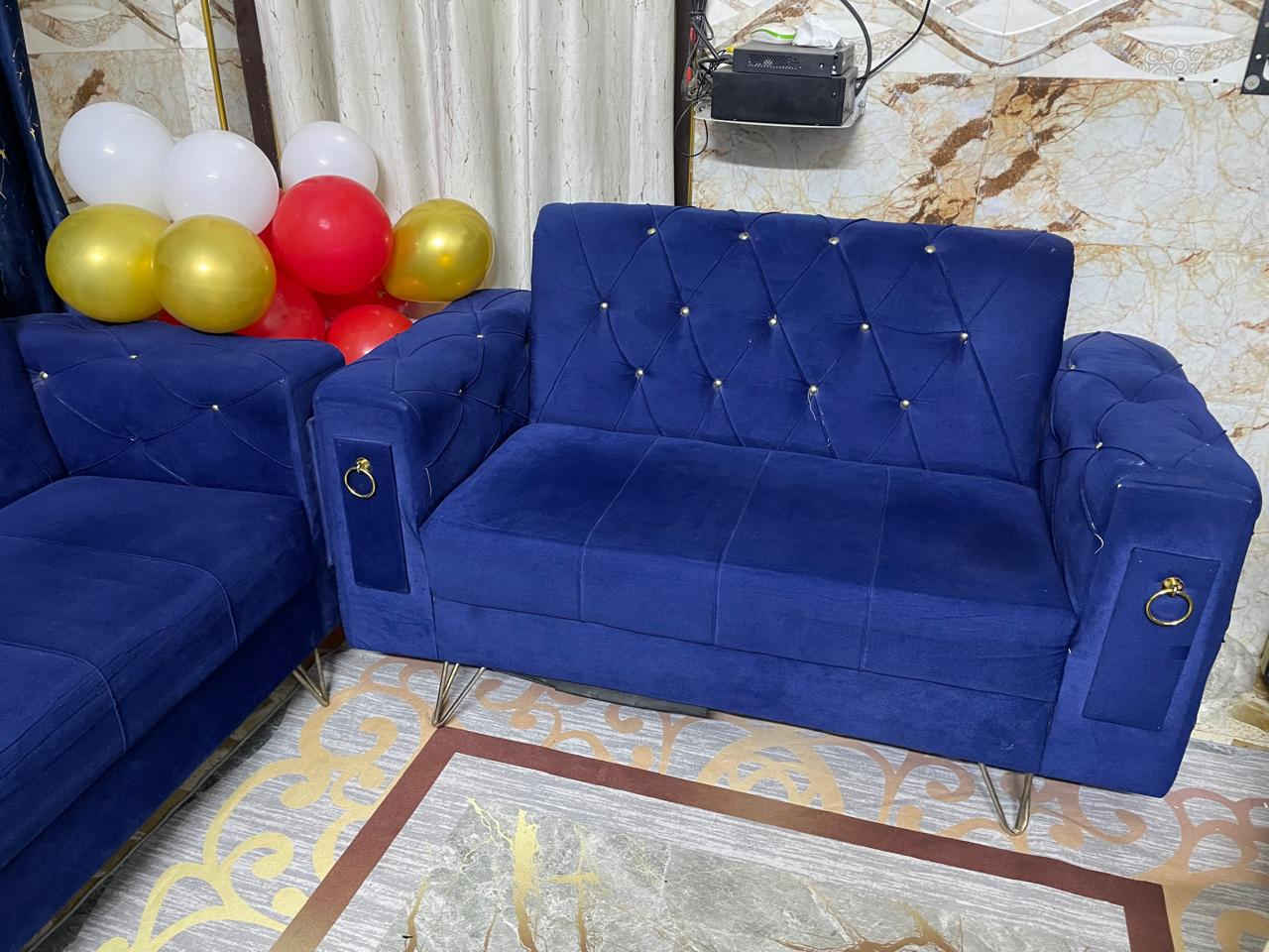 تخم عشر مقاعد الاسكان ٢٥٠كلش نضيف التواصل على فقط مااجاب خاص ***********تعالي
