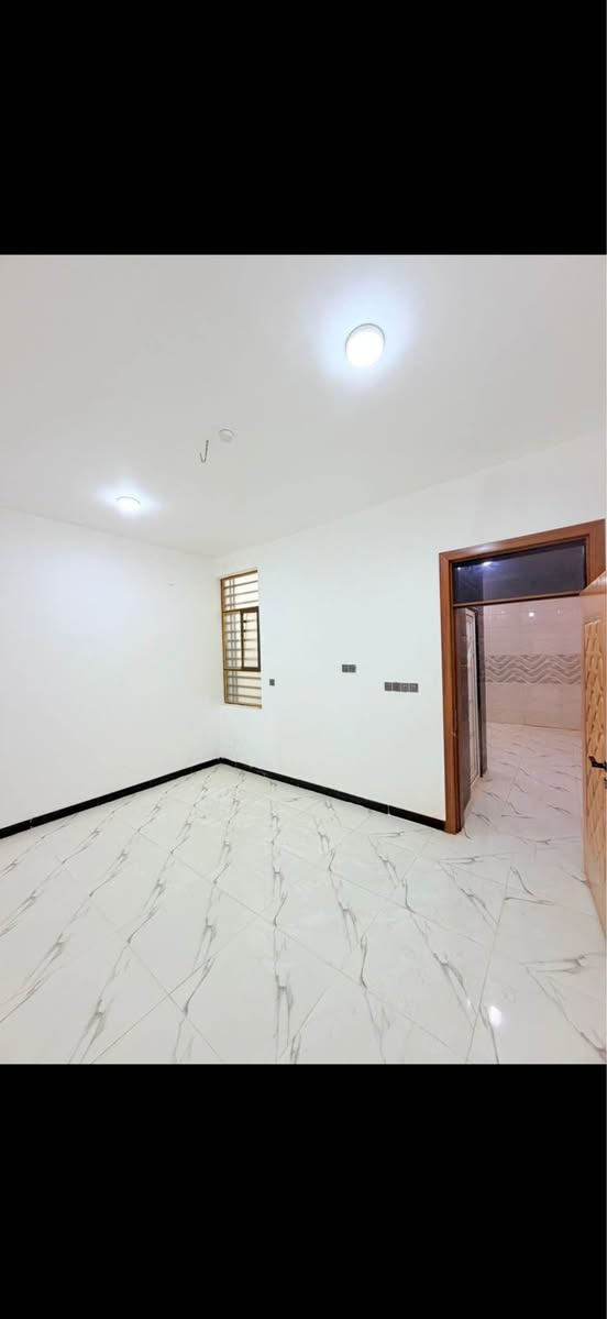 ‎للإيجار المساحه ١٠٠متر حي ميسان قريب سكله الكرعاوي ***********‎ النجف, العراق
