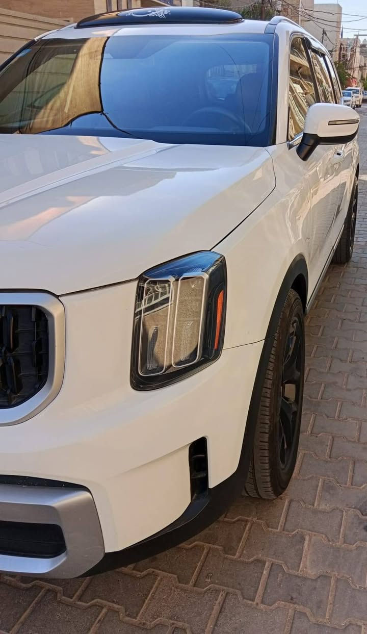 كيا تيلورايد 2023  فئه EX
ماشيه 51 الف كيلو متر 

حادثها مقدمه السياره جهه السايق بدون شاصي بيها تصليح لغد 

3 قطع تبديل وصبغ بنيد جاملغ 
باب السايق 

داخلها ماروني بلادي كشنات متصل

رقم الشاصي مرفق ويه الصور 

السعر 247 ورق قابله للتفاوض بشي معقول 

للاستفسار الاتصال على الرقم 
***********

حياكم الله
