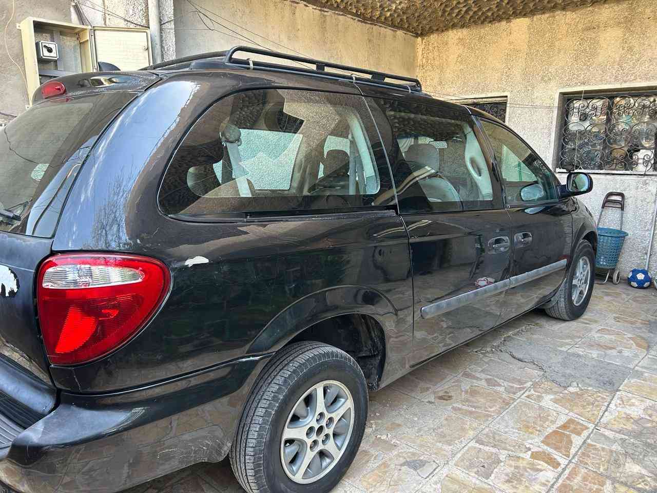 دوج للبيع سياحي موديل 2007
رقم انبار انكليزي هزه جديده

كشنات بلع

شاشه حجم كبير

كشنات الاماميه كهرباء

تبريد 3قطع شغال ثلج 

سياره مصبوغه حزام بدون ضربه

للبيع 65وبيه مجال بسيط

مكاني بغداد الدوره

***********
