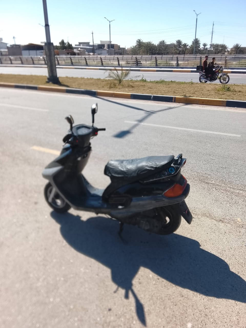 سلام عليكم دراجه فراشه البيع شغاله سلف هندر محرك اخرس ناعم صوته مكاني بعقوبة التحرير   375 بيه مجل قليل  //***********
