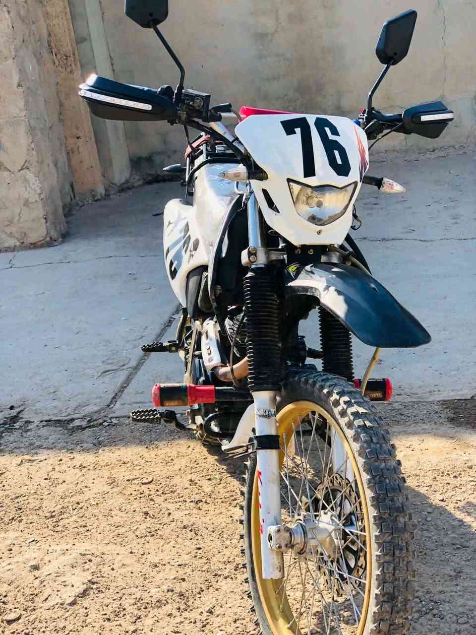 السلام عليكم موطور قفاز للبيع موطور شرط محرك برغي ما مفتوح كلشي شغال موديل25 محرك 200 موطور مال جنايه راعيه متوازي عل بيعته كهربائية سلف شغال كامل سعر 975وبيها مجال مكاني ناحيه حمام عليل راسل صاحب الموطور وتدلل ليو ثي


**إذا كنت صاحب هذا الإعلان وتريد حذفه لأي سبب، رجاءا أرسل رسالة إلى الدعم الفني**