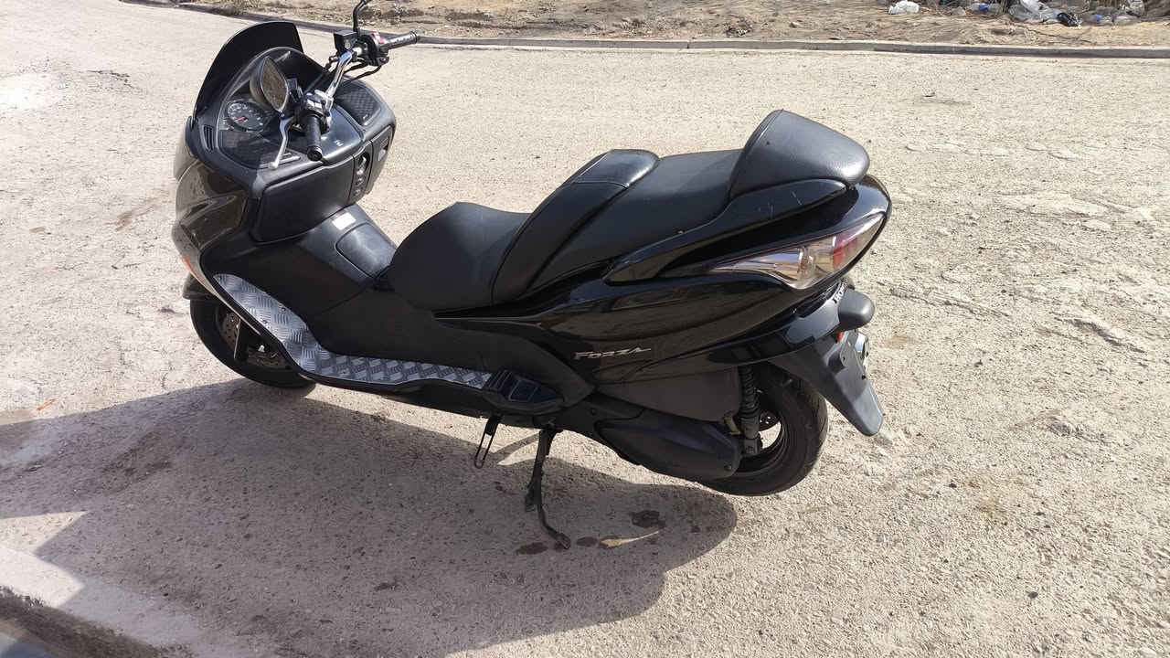 سلام عليكم دراج البيع 08 بعده رمبه  كله شريكه 
بكاني بغداد الحسينيه مال المعامل 
رقم ***********
