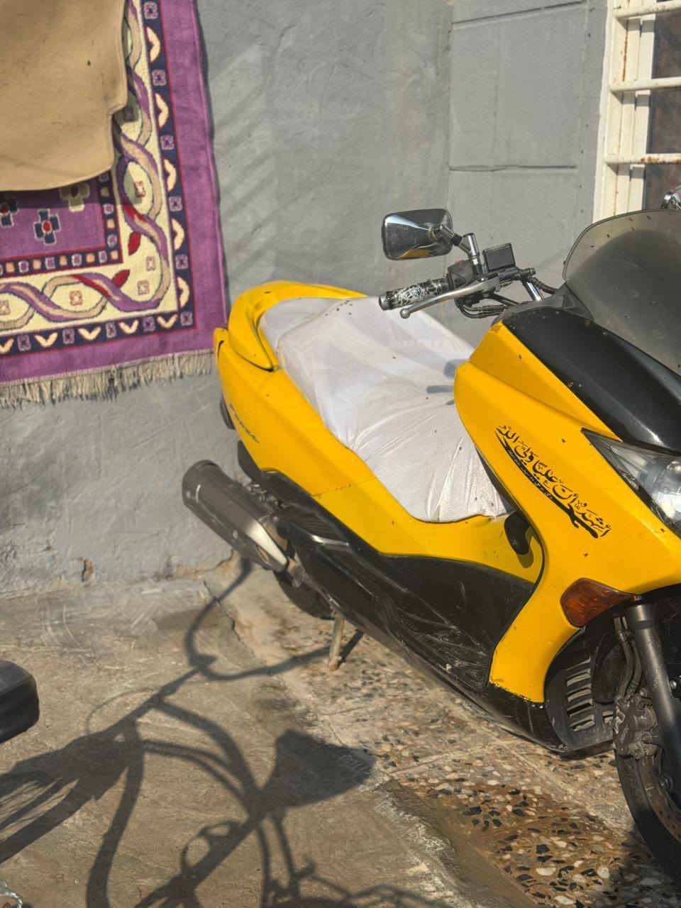 سلام عليكم دراجه فورزه010 عميه محرك مكفول خير من الله ما مفتوح برقي بي كفرات85%100  اوراق كامله مدفوع  كمرك السعر850وبيها مجال شي بسيط مكان بغداد المشتل التصال***********
