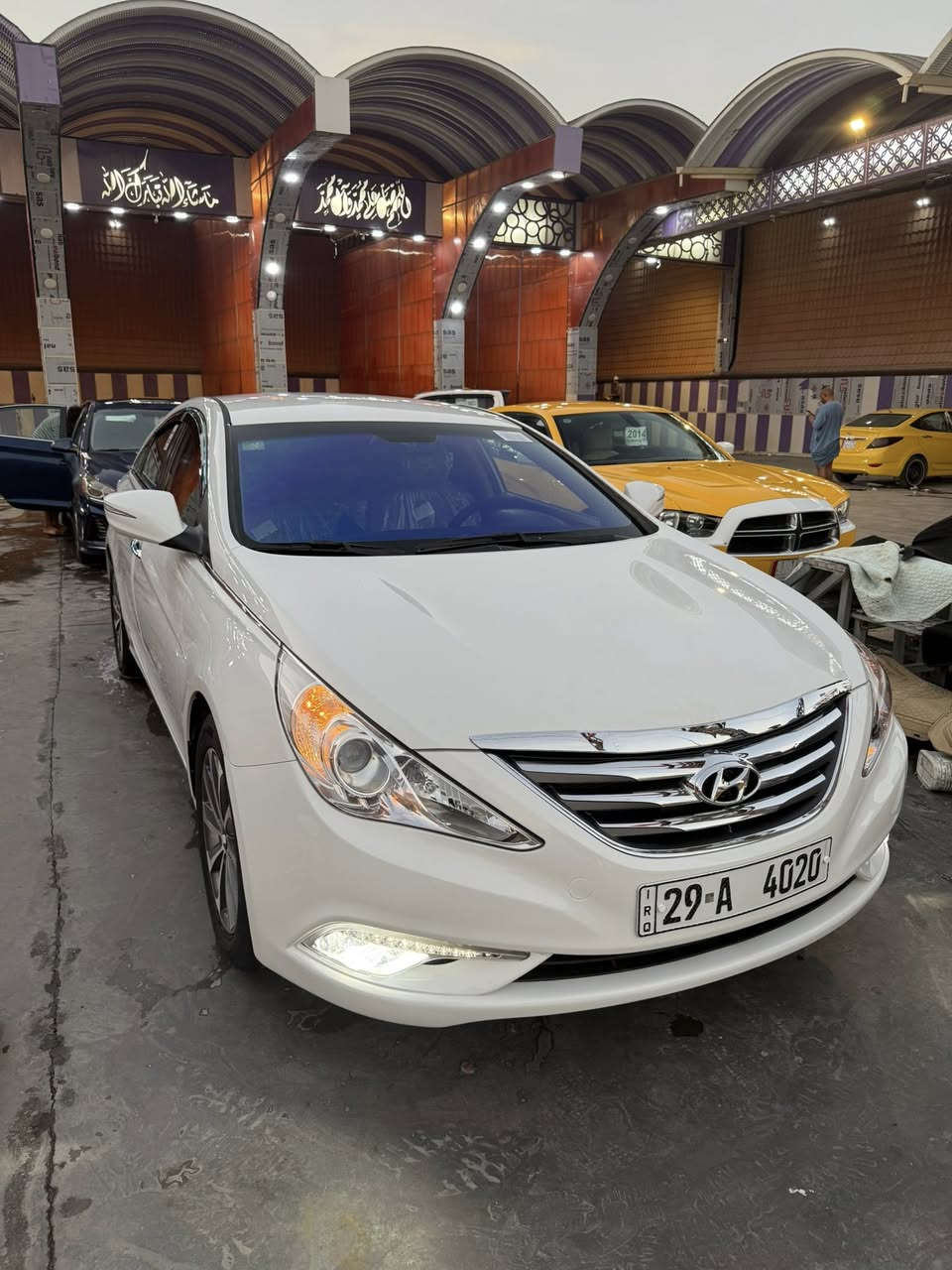 السلام عليكم سوناتا 2013 شكل ال 14  كشن كهرباء وشفتات سرعه ومري شفط السياره كفاله كله بشرط محرك حداديه منضومه تبريد بكلايت لد ولايت زنون كله بشرط رقم مميز واسط بااسمي اخوان الشراي فقط يتصل تعليقات ماارد مكاني دوانيه مركز ***********
