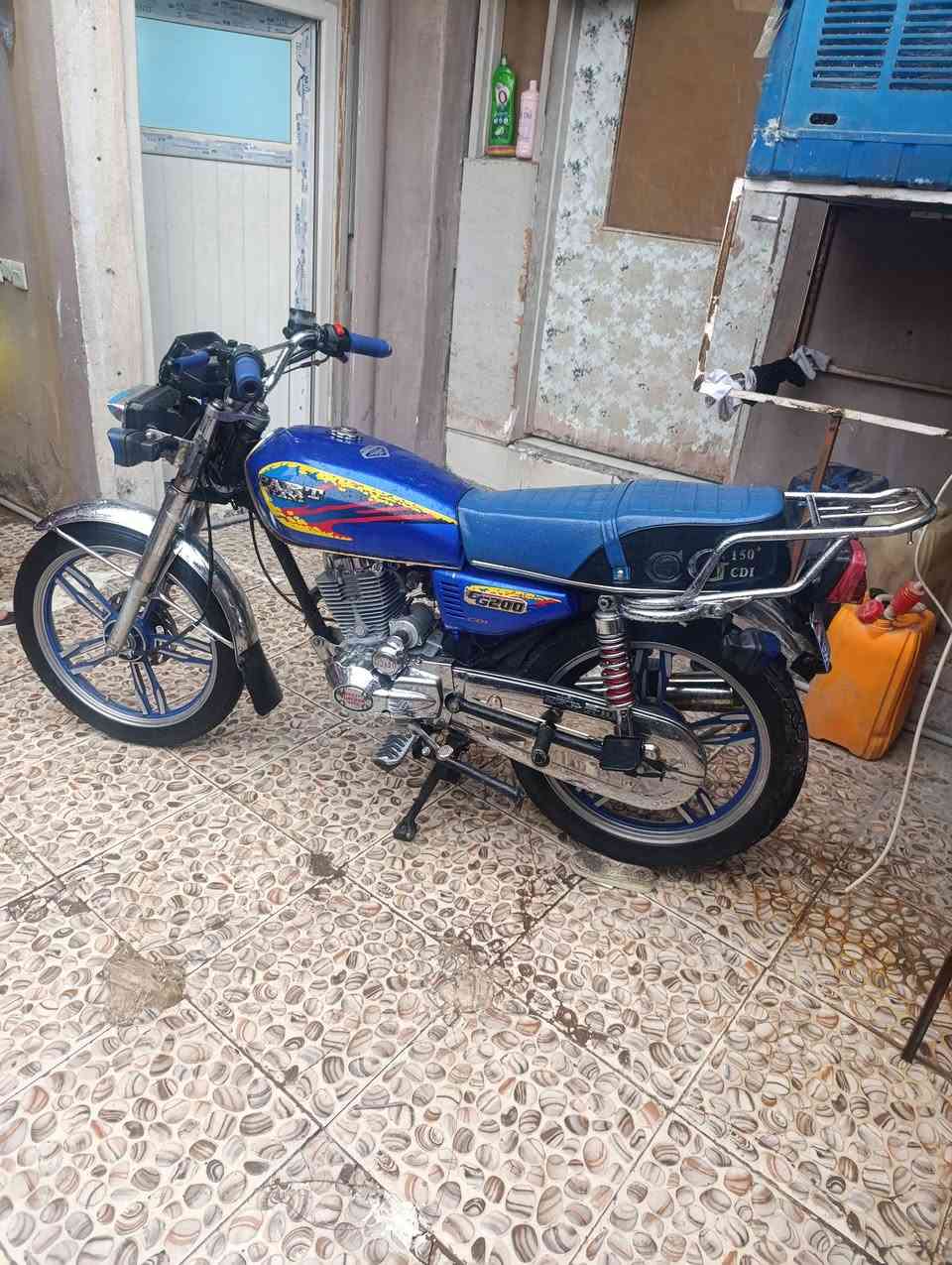 بارت 🏍200 مرش سلف كامل كهربا شغال
مكنتو كبس منفيس اصلي 
عنوان اربيل
*********** ➡📲وتساب موجد ✅
السعر 485الف 
بي حق جيه 
ملاحظه ➡محرك مكنه كبس ✅

❤🤍
