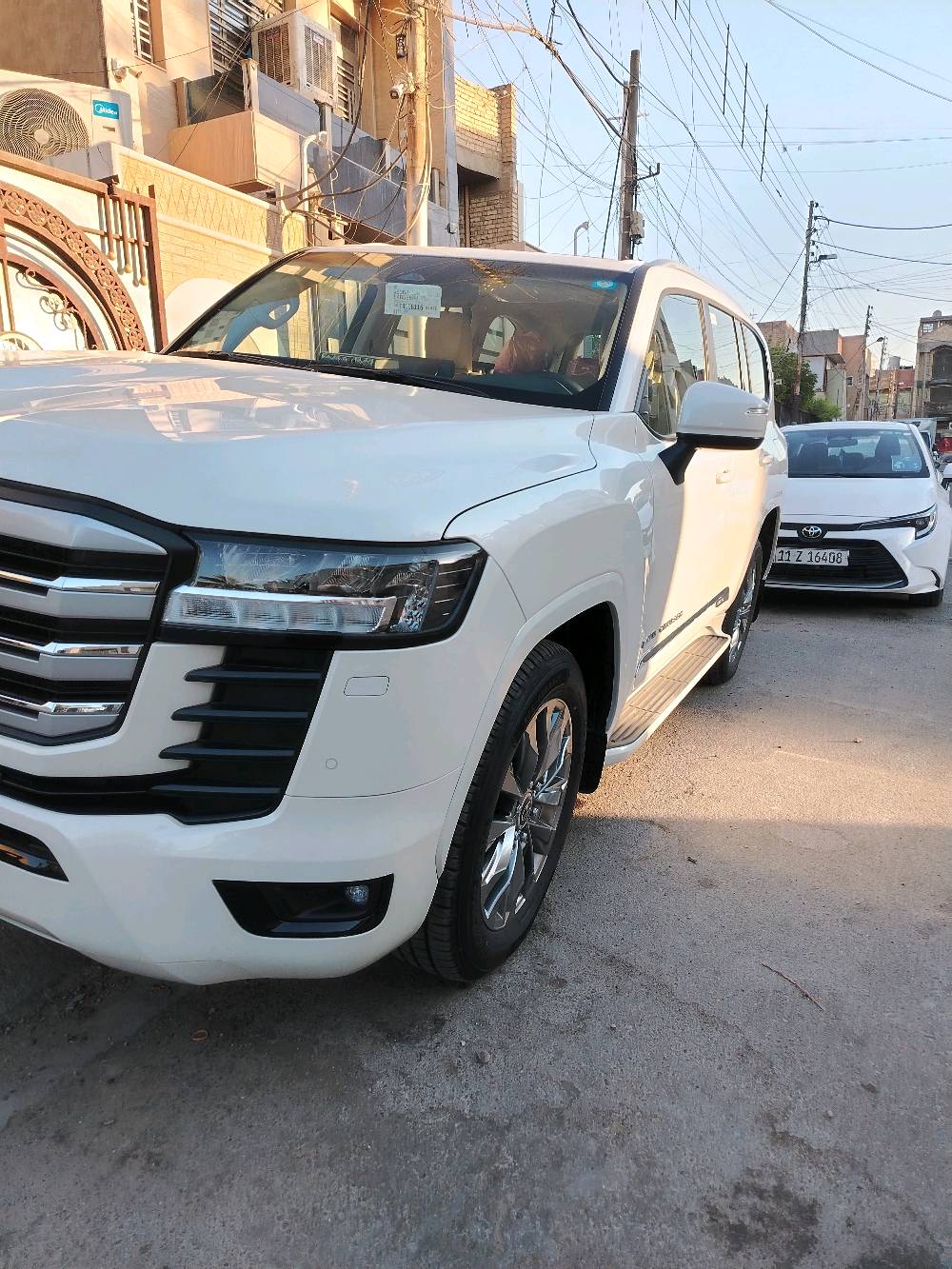 لاندكروز موديل 2026زيرو ماشيه 300كيلو ساز مال شركه العامه 118مليون عراقي قفل من الاخير الاستفسار على هذه رقم ***********