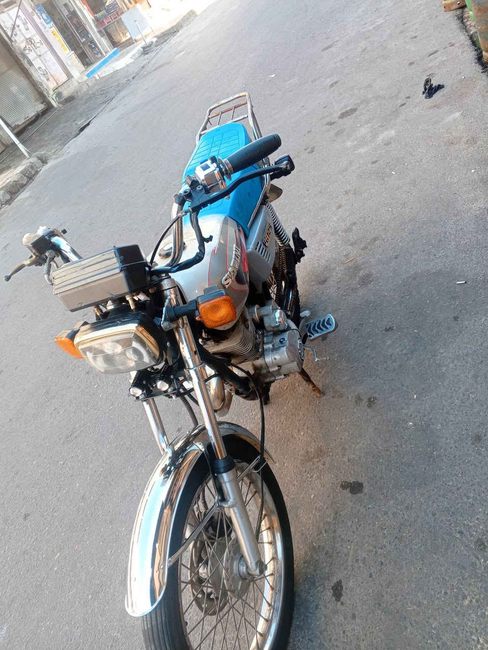 ماطور نضيف من التايه لتايه قفل 250مكينه ناعه  واير منيه شغاله


**إذا كنت صاحب هذا الإعلان وتريد حذفه لأي سبب، رجاءا أرسل رسالة إلى الدعم الفني**