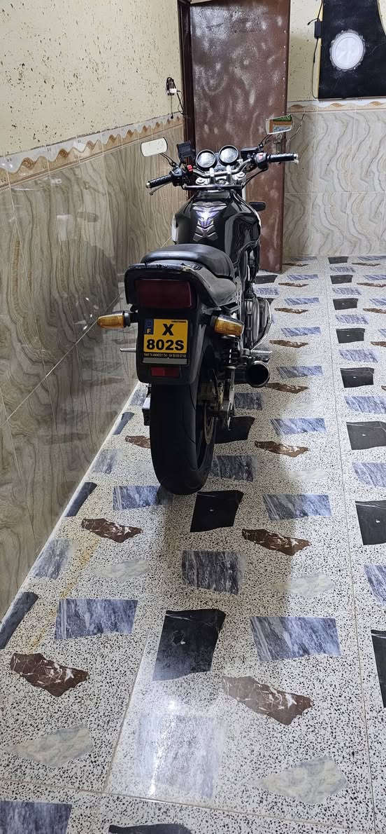 سلام عليكم دراجه سيبي 400 لبيع جيل اول 16والف محرك كير شرط كلها شقاله اوراق فقط منفيس عنوان شيخان غريب ع موصل سعر 15بيها مجال قليل حك جيتك خاص مفتوح راقم واتساب ***********
