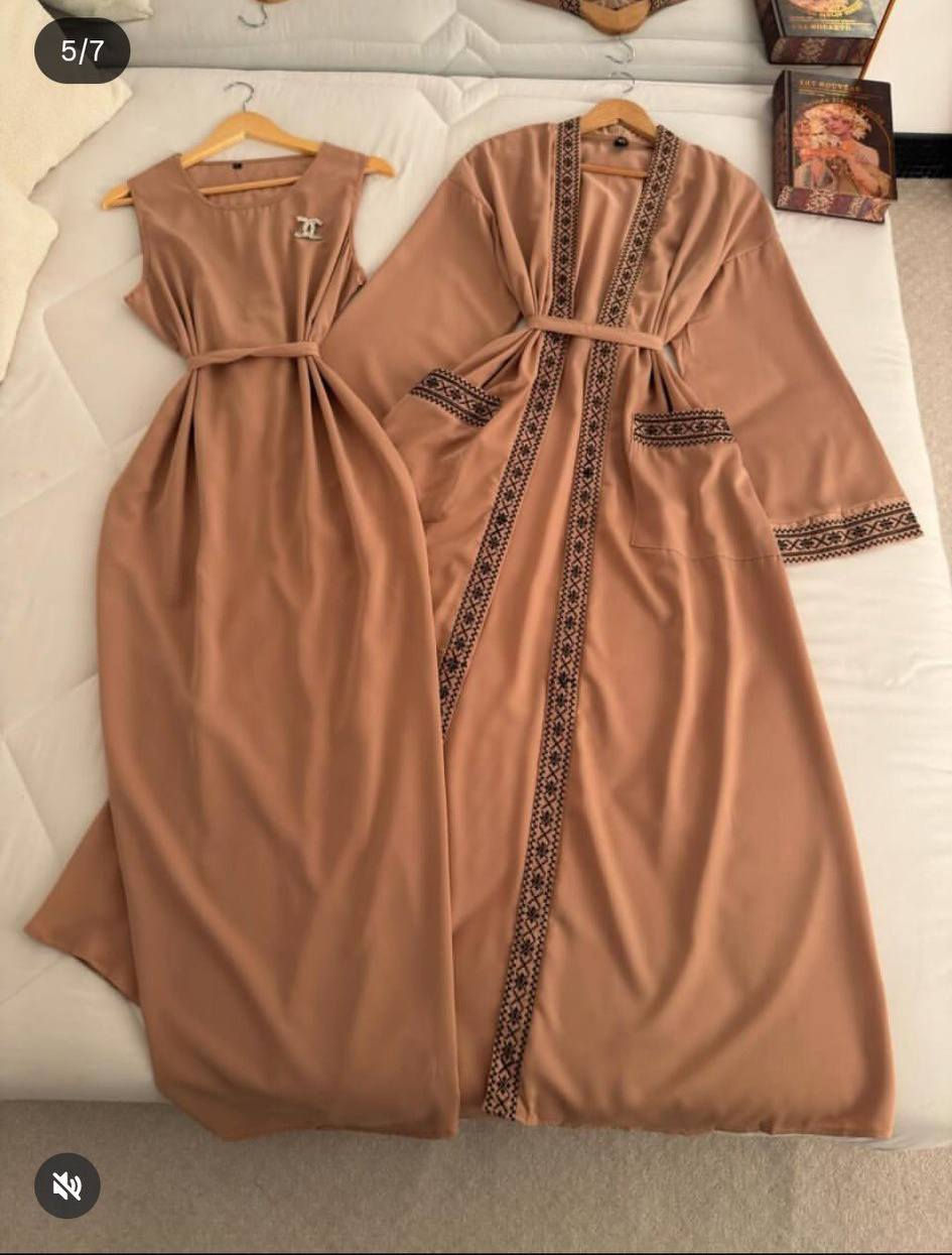 بشت +  فستان . رمضاني
  القياس 38 40 42 44 46 48 50 
السعر 20. 
الخامه. دبي


**إذا كنت صاحب هذا الإعلان وتريد حذفه لأي سبب، رجاءا أرسل رسالة إلى الدعم الفني**