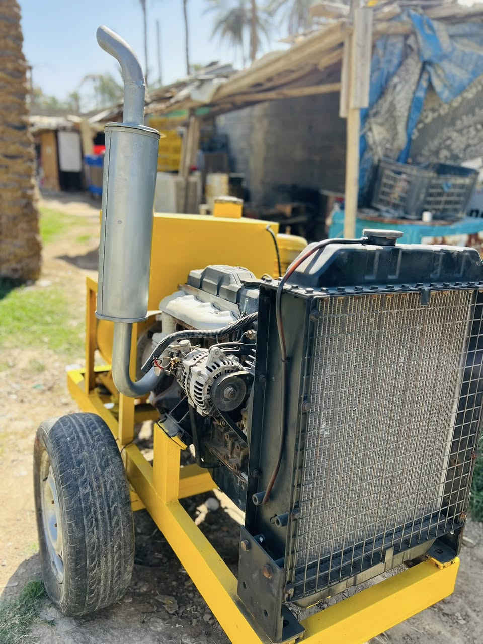 مولده لبيع جديده محرك 2700 راس توليد 30كيفي مشتغله بس شهر واحد الولده جديده شغل بيت عوض لتواصل عل رقم ***********
