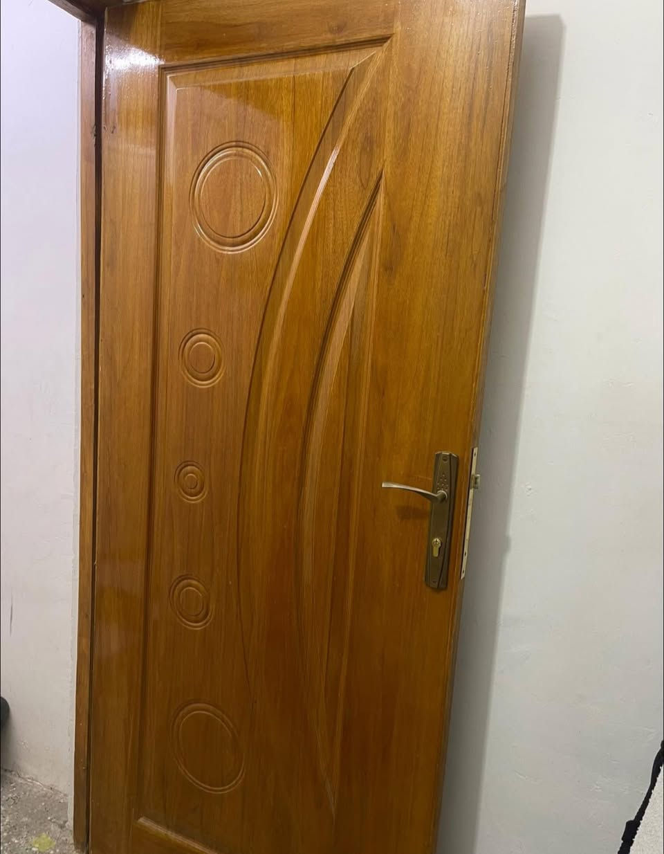 السلام عليكم ٣بيبان خشب جدد ارتفاع ٢متر وعرض ٨٠للبيع بدون جرجوبة سعر١٢٥ عنوان بغداد


**إذا كنت صاحب هذا الإعلان وتريد حذفه لأي سبب، رجاءا أرسل رسالة إلى الدعم الفني**