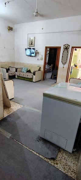 ياالله 
بيت طابو صرف مساحته 140م واجه 7 والنزال 20
حي العسكري الشرقي الملحق قرب جامع السجاد ع
يحتوي على غرف نوم عدد 1 استقبال ومطبخ وصحيات خارجية وداخلي صاله عدد 2  مناور عدد 2  
الاساس صب والسقف عكادة بيت مرتب  جيران كلهم ذهب  قريب على الولاية  وقريب على المدارس 
خدمات كاملة من تبليط ورصيف ومجاري وكهرباء وماء ومولدة 
ملاحظة /لايباع على المبادرة  
السعر خاص للاستفسار ***********  وتساب مفتوح
