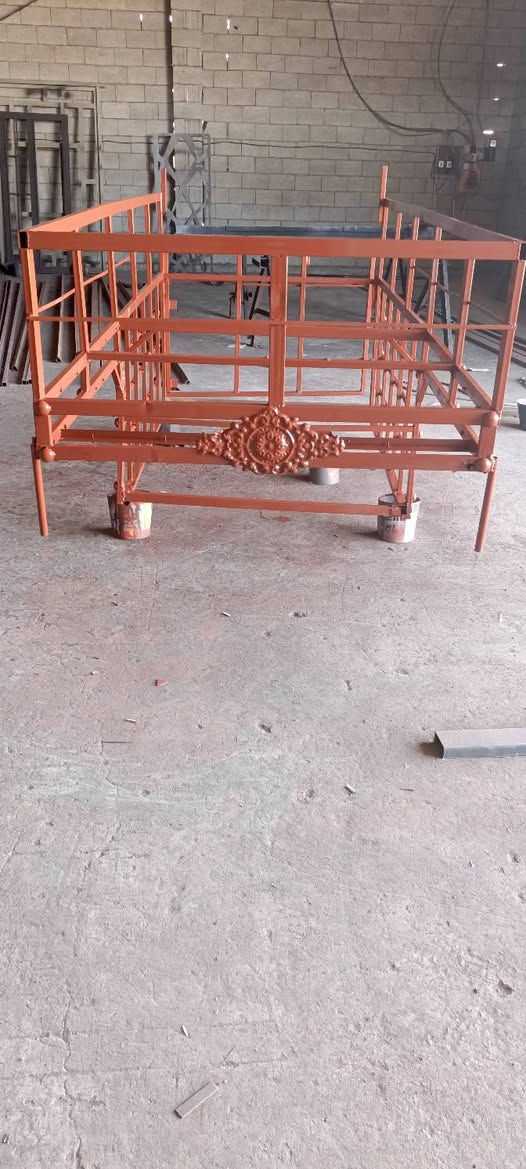 سلام عليكم محجل للبيع مال سوته نضيف مكاني الخمسه كيلو السعر 125وبي مجال للشراي  رقم  ***********
