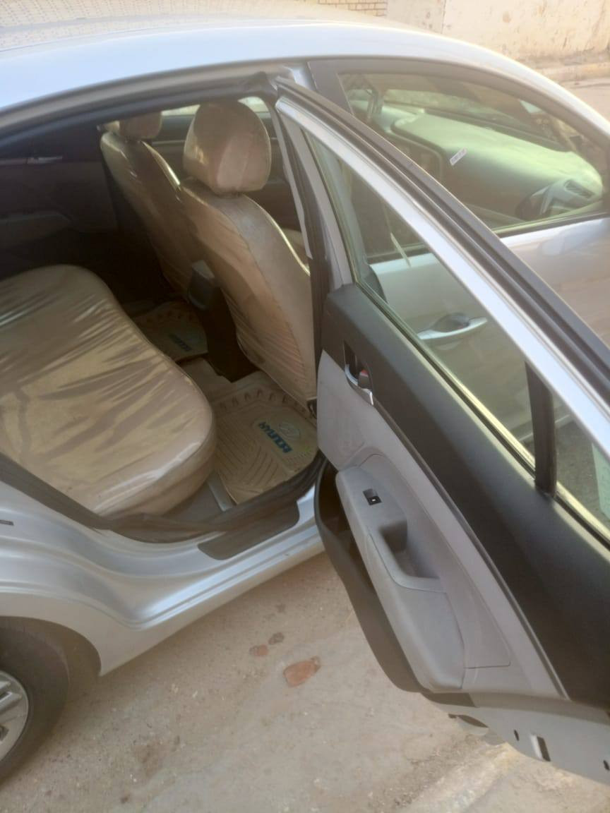 السلام عليكم النترا 2020 معوقين وكاله عامه باقي 8 اشهر وارد امريكي ضربته جاملغ وبنيد مكينه 2000 دوش شاشه كبيره تحكم ستيرن جاهزه مكان السياره الناصريه السعر 120 وبيها مجال رقم صاحب السياره ‏‪0782 990 0992‬‏
