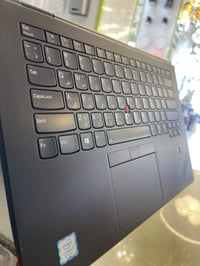 Lenovo x1 yoga G3 14” i7-8 TH RAM =16 GB HARD =256 ssd FHD=1920*1080 0...
