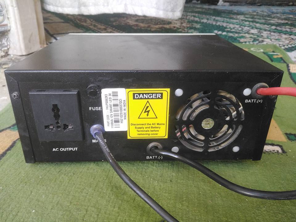 عاكسة ٤ أمبير 1100VA تنربط على باتري كبير ابو200 اشغل غرفة كاملة اضائة ومروحة وبلازمة وحتى ثلاجة ومبردة لمدة ٤ساعات متواصلة بدون انقطاع
مكاني قرب جامعة القادسية نهاية شارع ٢٠ يم اسواق الجوهرة
الشراي يتصل على هذا الرقم *********** بي واتساب
السعر 90الف وبي مجال شاهد الله مشتريهة 150الف بس صار عند ضرف واضطريت ابيعهةبهذا السعر
