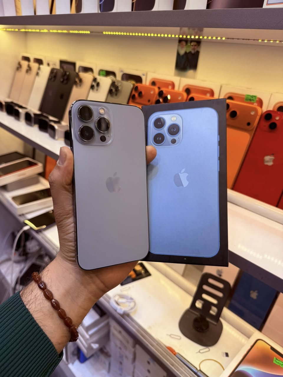 ايفون 13 برو ماكس ذاكرتة 256 بطارية 🔋 95‎%‎
نظيف جهاز بلادي للبيع او مراوس مكاني النجف 
استفسار اكثر اتصال او واتساب 
***********
عندك جهاز للبيع دزة خاص او مراوس هم دزة
