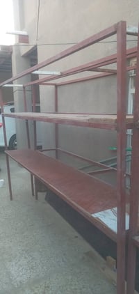 رفوف تسكام • حديد وخشب • ٢م×٣م×٣٠سم